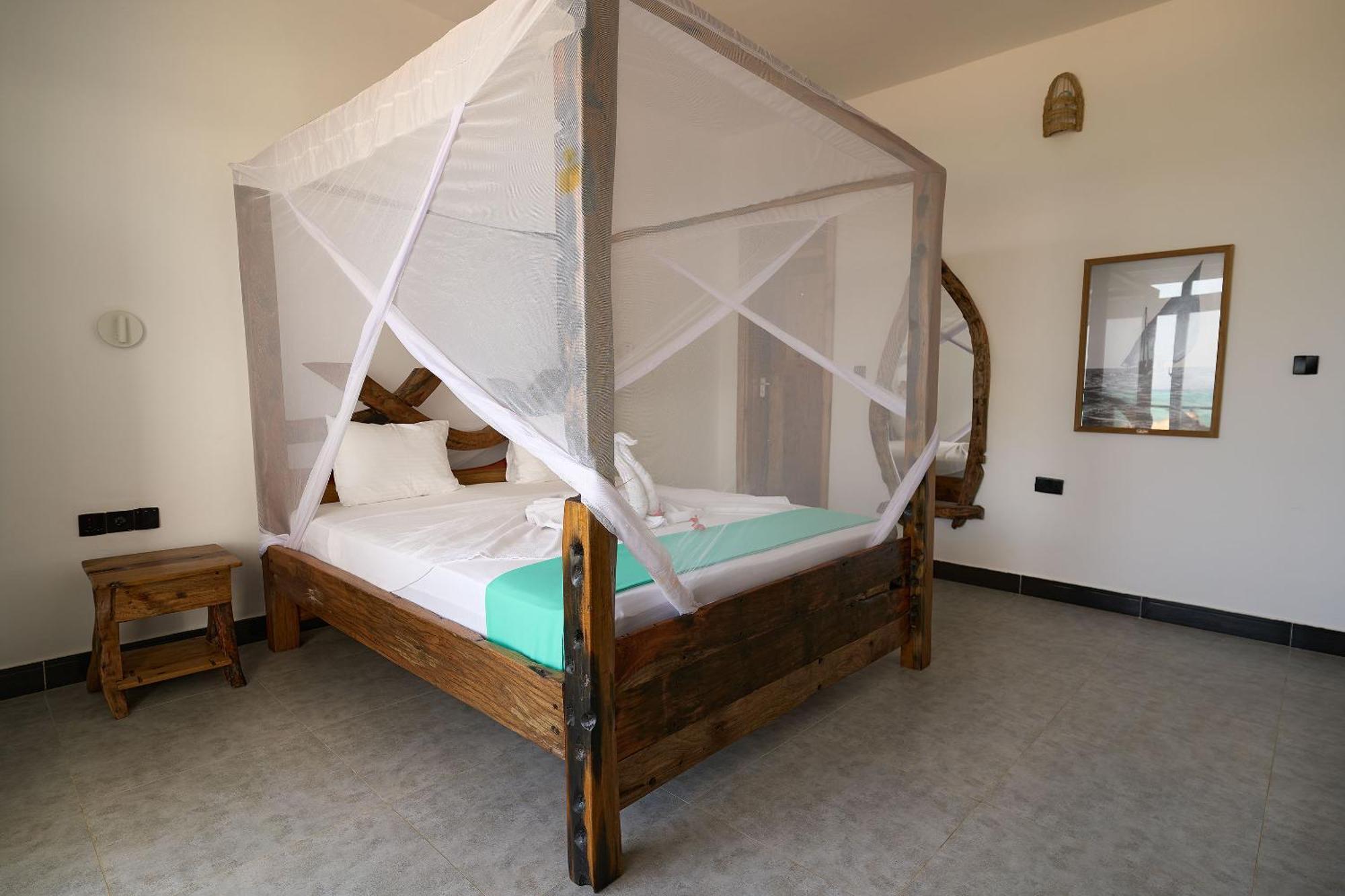 Dhow Beach Boutique Hotel Nungwi Exterior photo